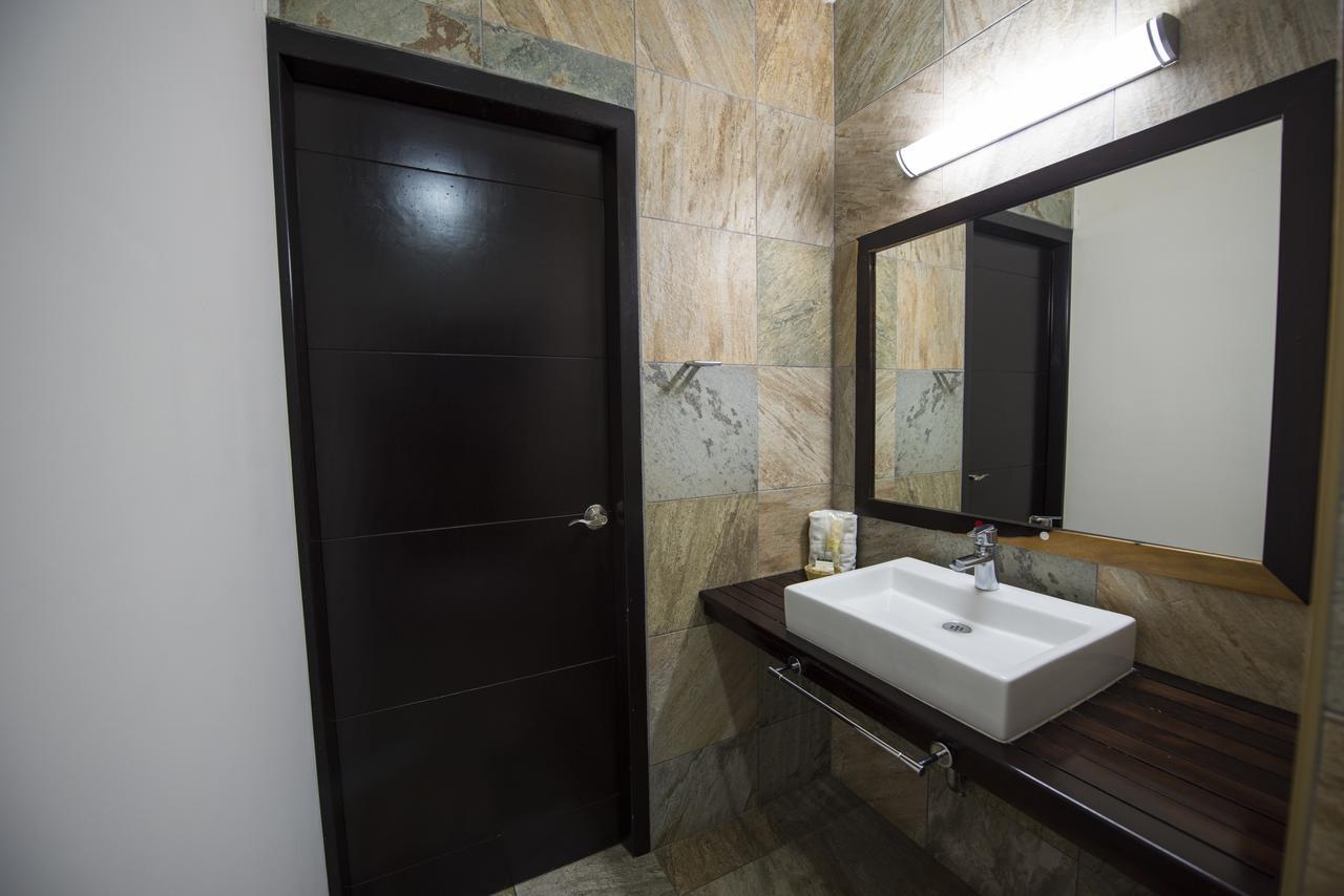Hotel Andiroba Palace Tuxtla Gutiérrez Zewnętrze zdjęcie